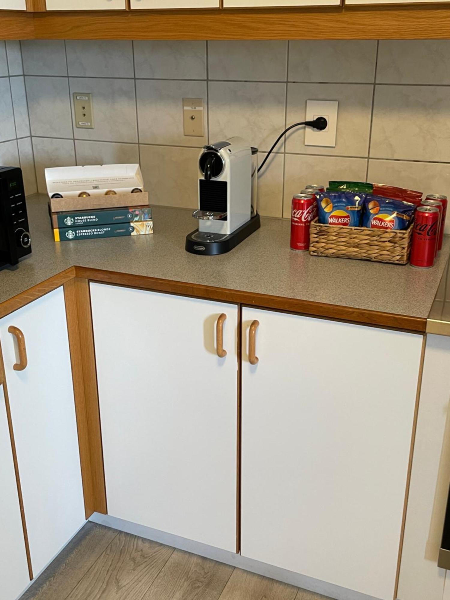 Iq Apartments 1 Keflavík Екстериор снимка
